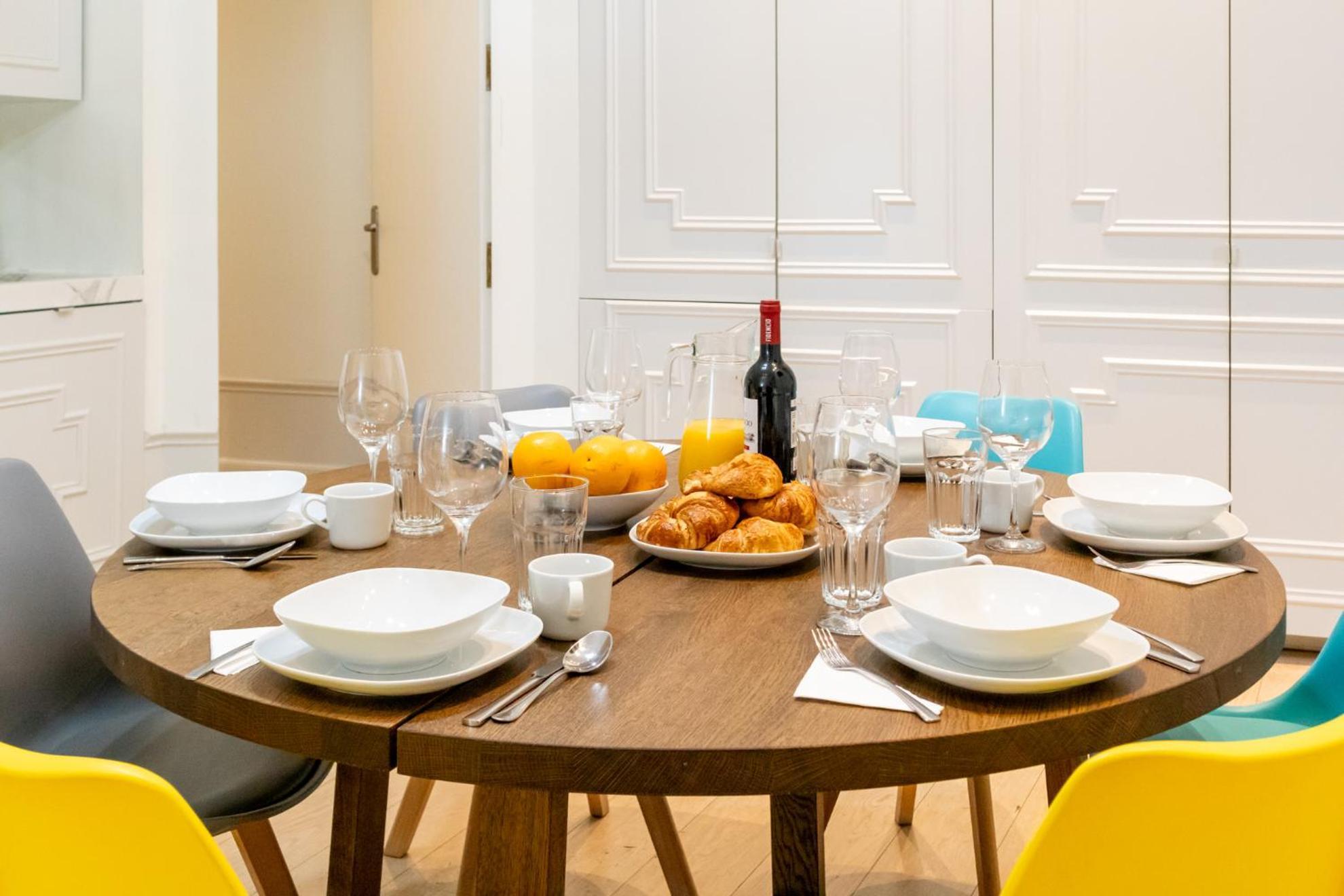 Ever House - Chueca-Gran Via Мадрид Экстерьер фото