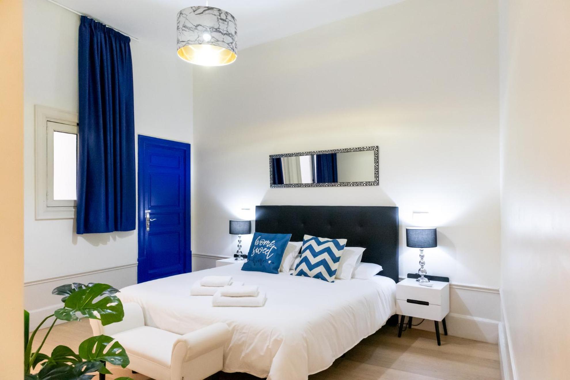 Ever House - Chueca-Gran Via Мадрид Экстерьер фото